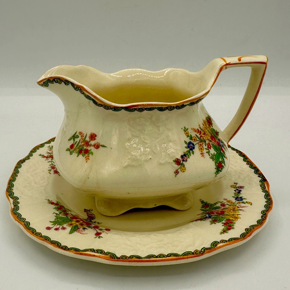 Devon Myott Staffordshire England Gravy Boat With Underplate 1930’s 5.5”